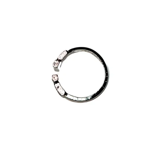 SOLD Adjustable Silver-Tone Stackable 'T' Wire Ring - NWT - Picture 5 of 7